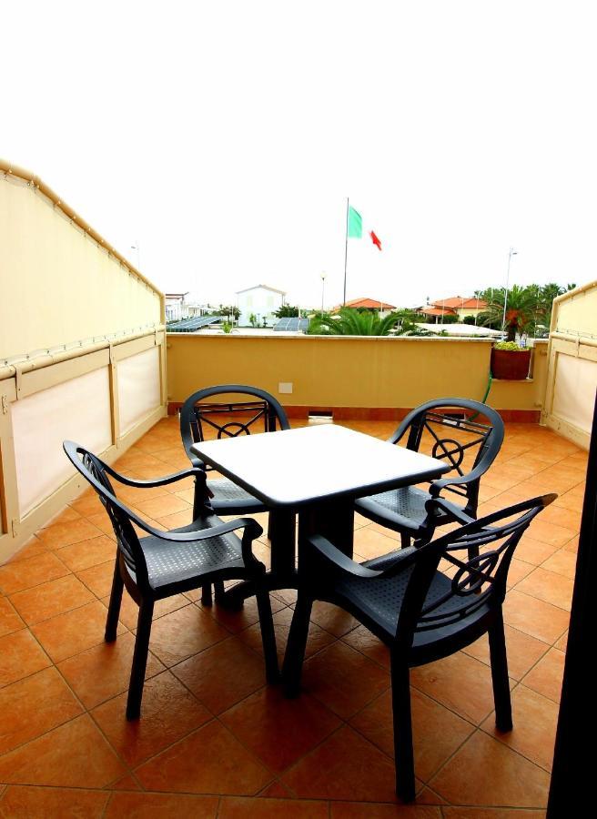Hotel Siesta Lido di Camaiore Kültér fotó