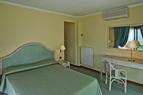 Hotel Siesta Lido di Camaiore Kültér fotó