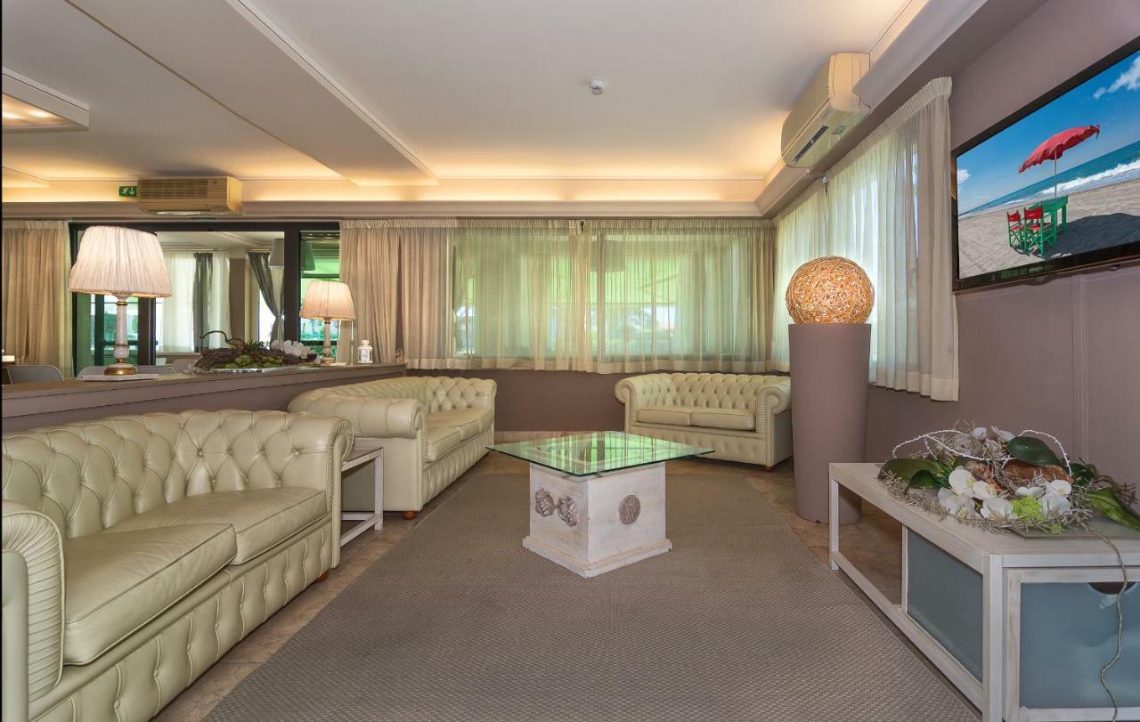 Hotel Siesta Lido di Camaiore Kültér fotó